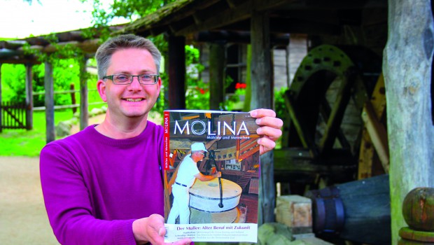 Westerbecker Philipp Oppermann präsentiert erste Fachzeitschrift  für Mühlenfreunde