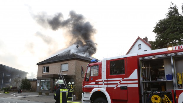 Kleinkind stirbt bei Feuer in Leiferde: Elektrisches Gerät in der Küche war Auslöser