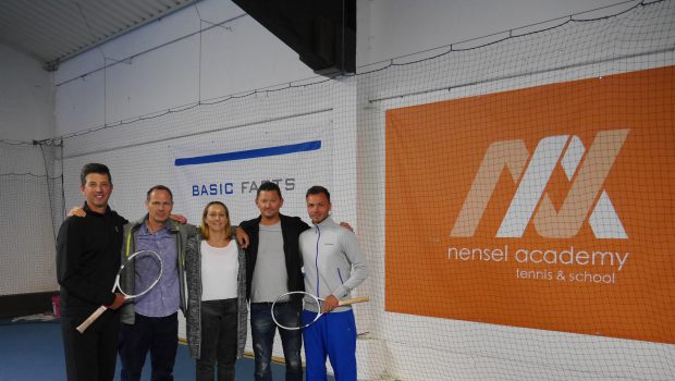 Nensel Academy kauft Tennishalle von der Stadt Peine