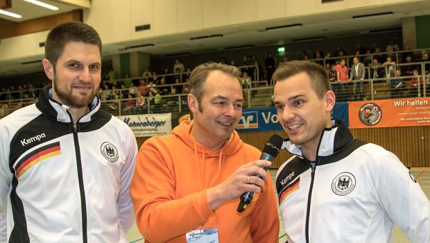 Benefiz-Handball in Salzgitter bringt 12.000 Euro