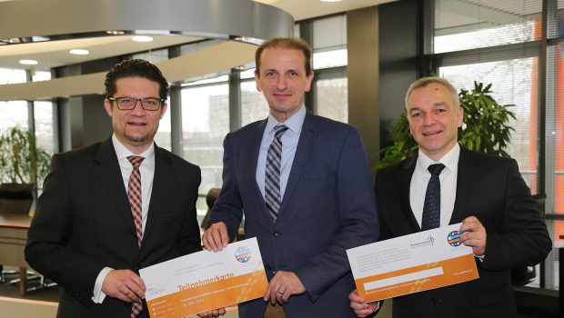 Kostenlos mit Bus und Bahn zum walk4help