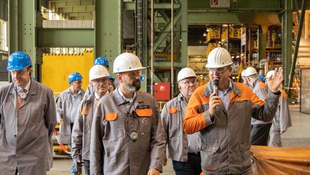 Die Klimatour führt ins Stahlwerk nach Salzgitter