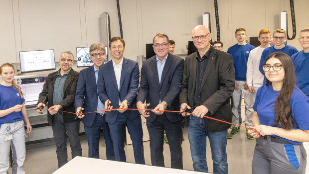 Volkswagen eröffnet in Salzgitter erstes Elektronik-Labor 
