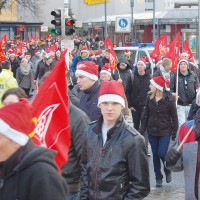 Auf die Straße für unbefristete Übernahme