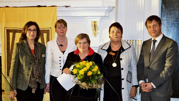 Der Zonta Club Salzgitter ehrt Roswitha Ehlers