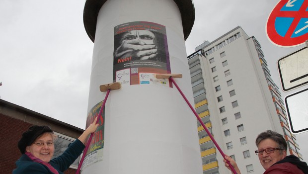Salzgitter beteiligt sich an Plakataktion zum Tag gegen Gewalt