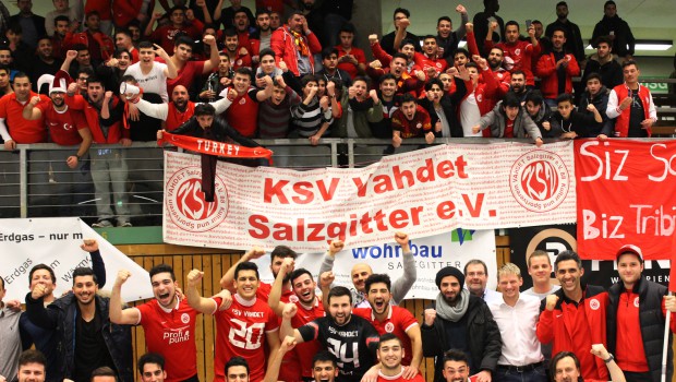 KSV Vahdet gewinnt Hallenfußball-Finale in Salzgitter
