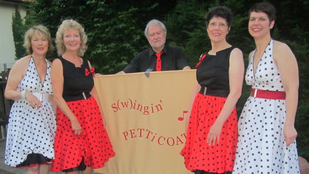 Die S(w)ingin‘ Petticoats im Gemeindehaus in Salzgitter