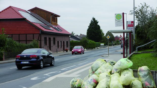 Wolfsburg: Firma Fehr holt die gelben Säcke ab