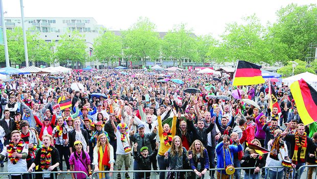 Wolfsburg: 80. Stadtgeburtstag mit Public Viewing?