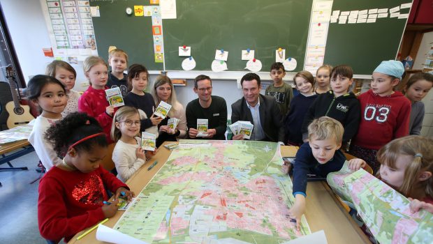Informativ und farbenfroh: Gifhorn hat neuen Kinder-Stadtplan