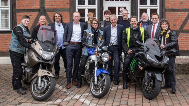 Stadt Salzgitter und acm richten 32. Motorrad-Gedenkfahrt aus