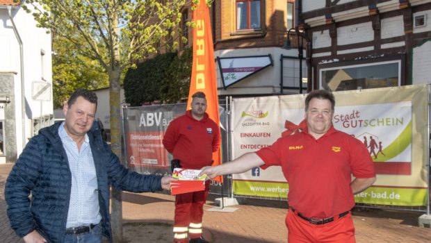 DLRG Salzgitter-Bad: Stadtgutscheine als Dankeschön